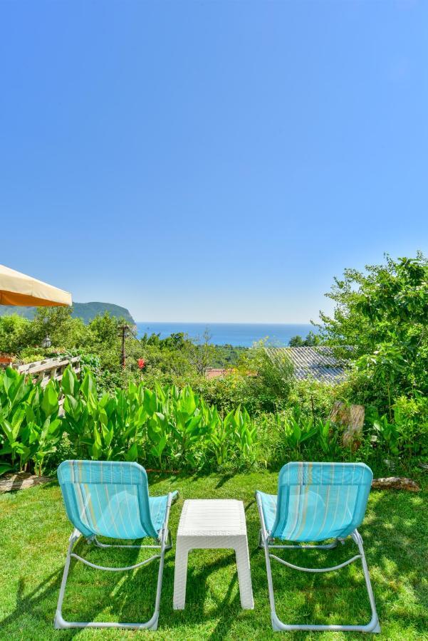 Pataki Studios Petrovac Exterior foto